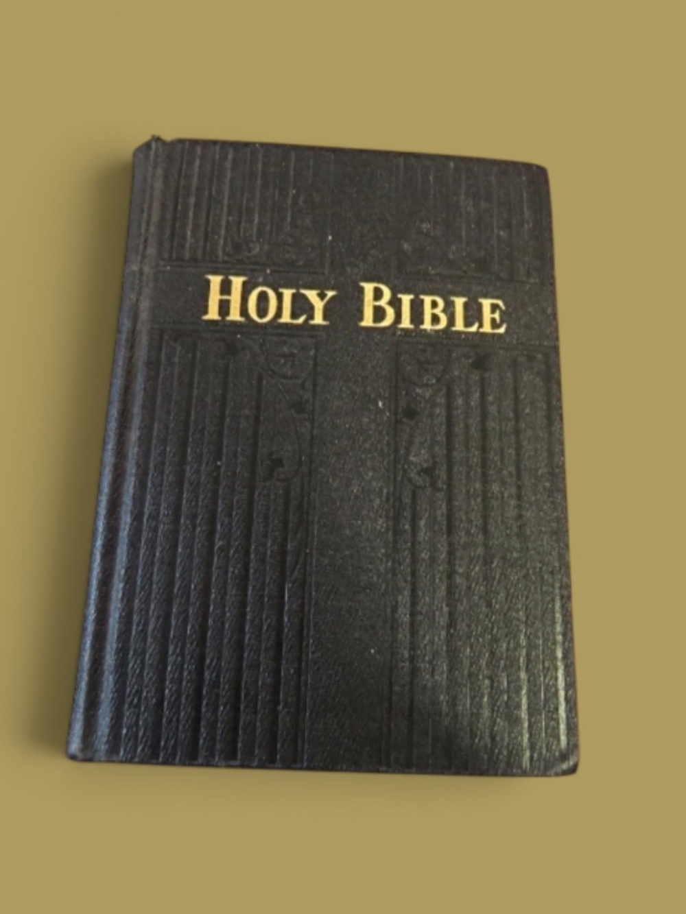 1951 HOLY BIBLE Catholic Edition Smaller Size 8 X 4